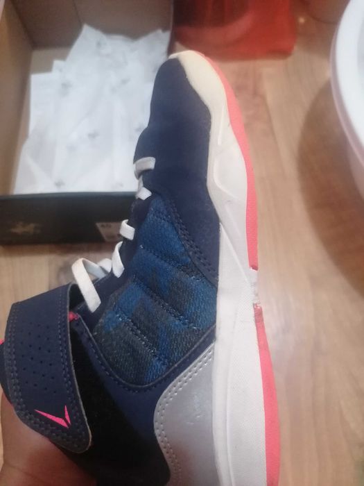 Маратонки за момиче