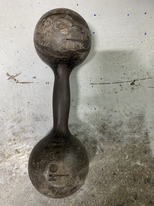 Гантеля 8 килограмм