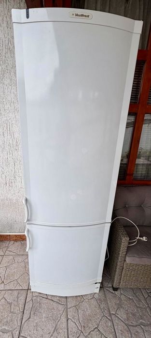 Продавам германски хлодилник Vestfrost.