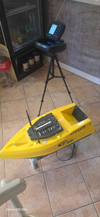 Продавам лодка Охлю-Бохлю GPS Autopilot+Lucky Sonar