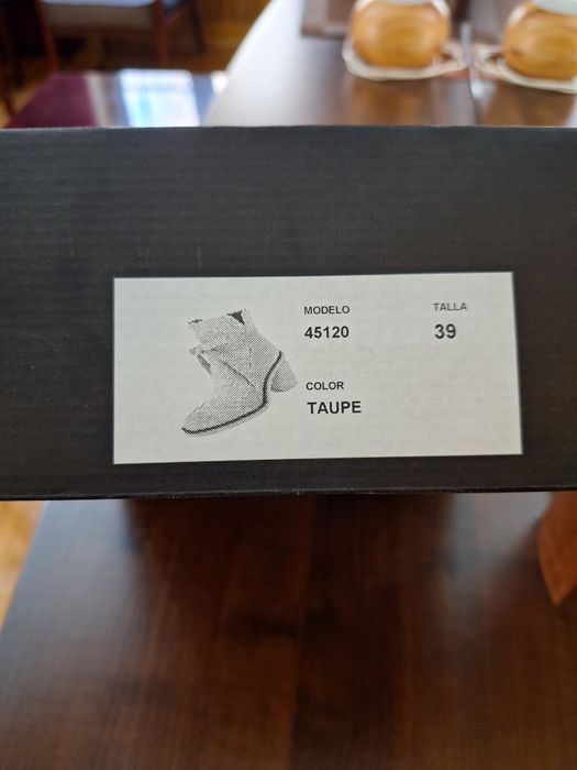 Сапоги из натурального замши размер 39