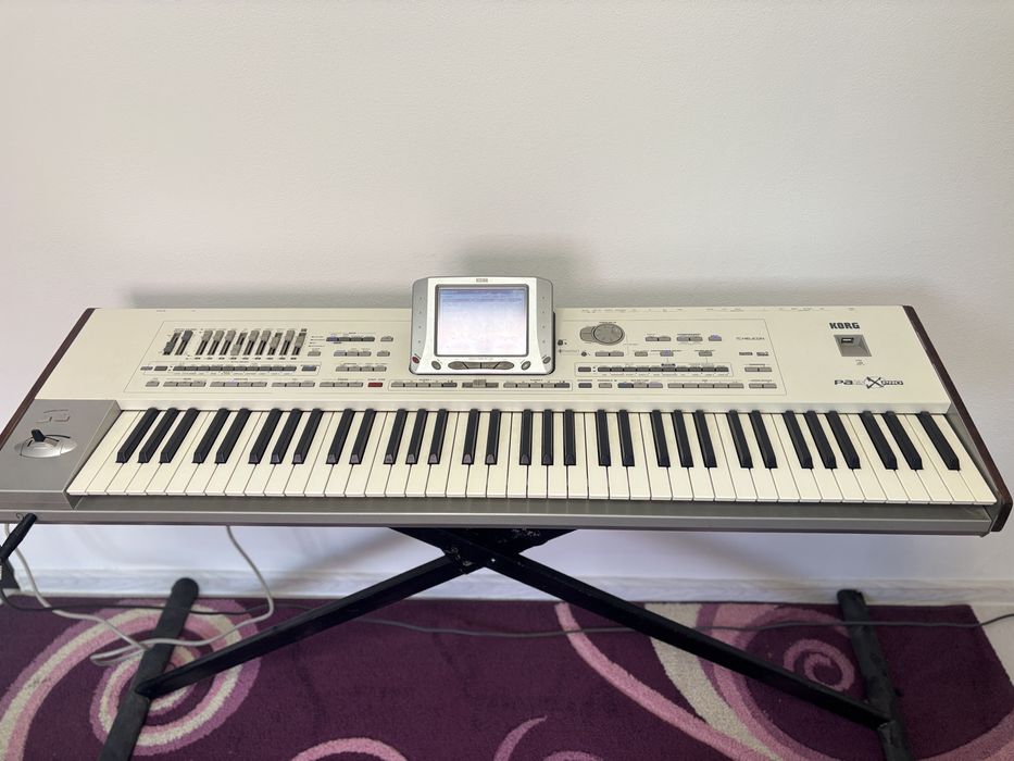 Korg Pa2x Pro 76keys