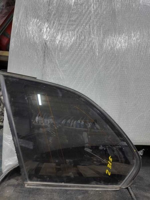 Форточка заднего крыла BMW X5 E53