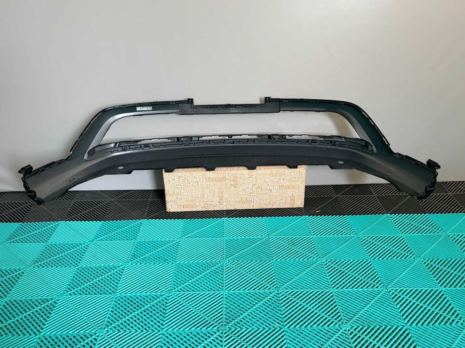 Spoiler bara fata Renault Megane E Tech nou original Renault negru lucios