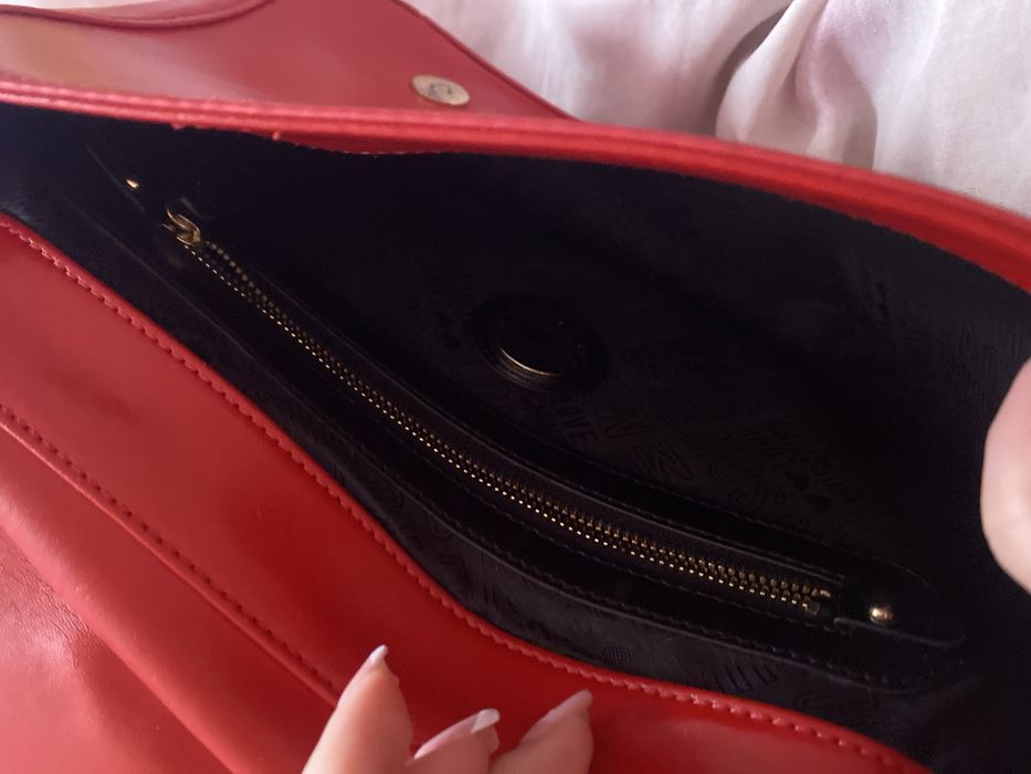 Опигинална чанта Love Moschino