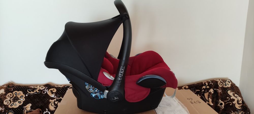 Комплект столчета с база Maxi Cosi Family fix, Cabrio fix и Pearl