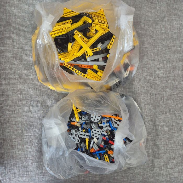 lego technic детали продам СРОЧНО