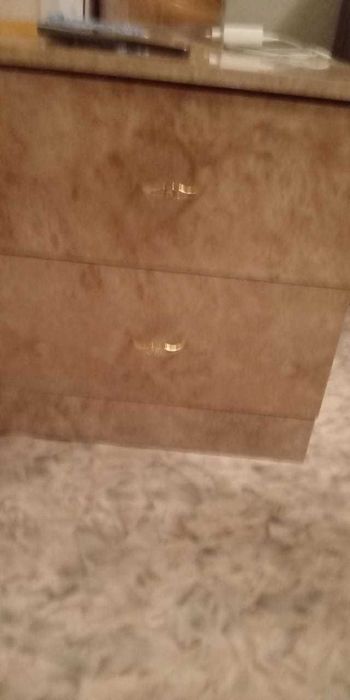 Продам спальный гарнитур