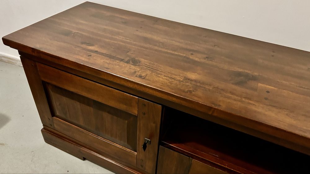 Масивен ТВ шкаф Холандия