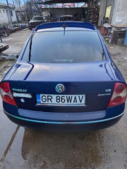 Volkswagen Passat 2003 benzină, 2.371 € — imagine 2