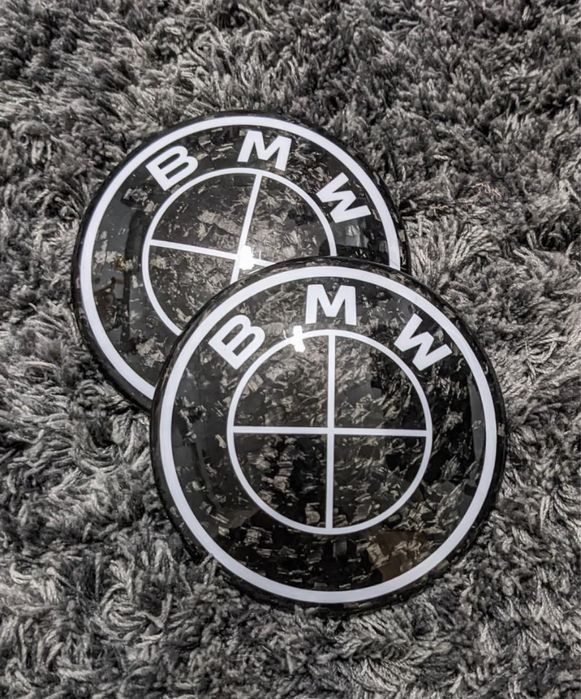 Emblema Carbon Forjat BMW F10 G30 G05 G06 F15 F16 X5 X6 F96 82mm