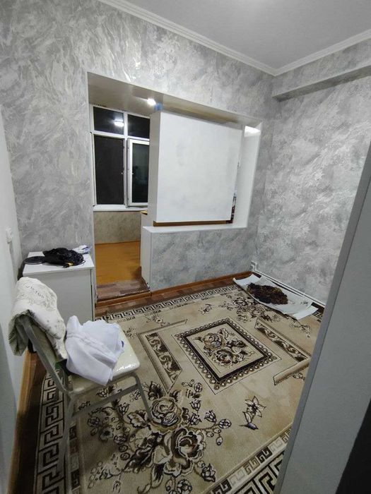 Guliston  shahar 4-mavze da kvartira sotiladi