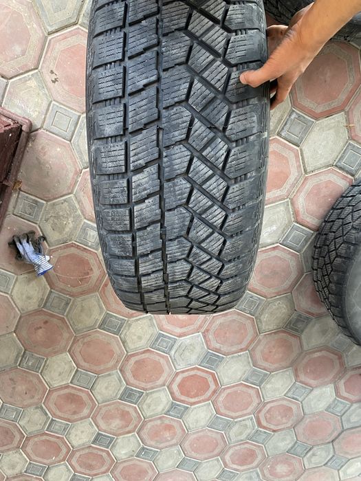 Продам зимние шины от Лексуса!