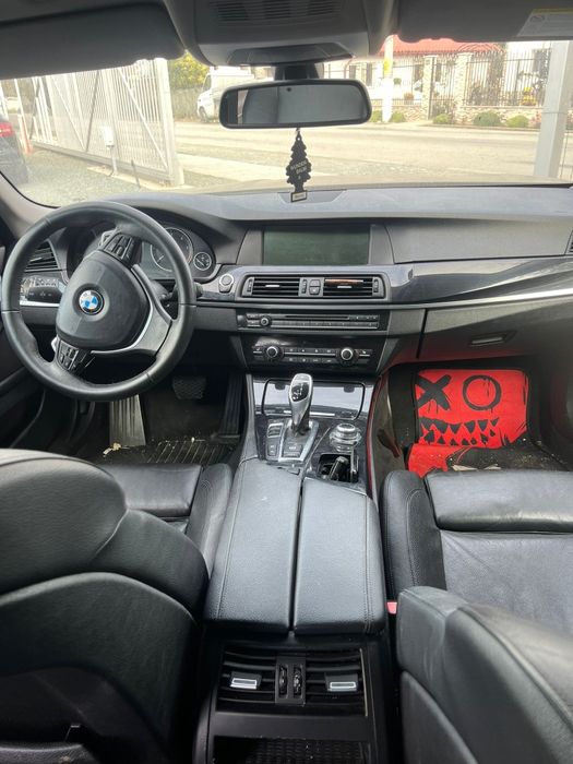 Dezmembrez BMW F10 530d