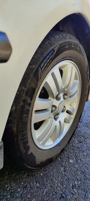 Продам Mitsubishi Chariot Grandis