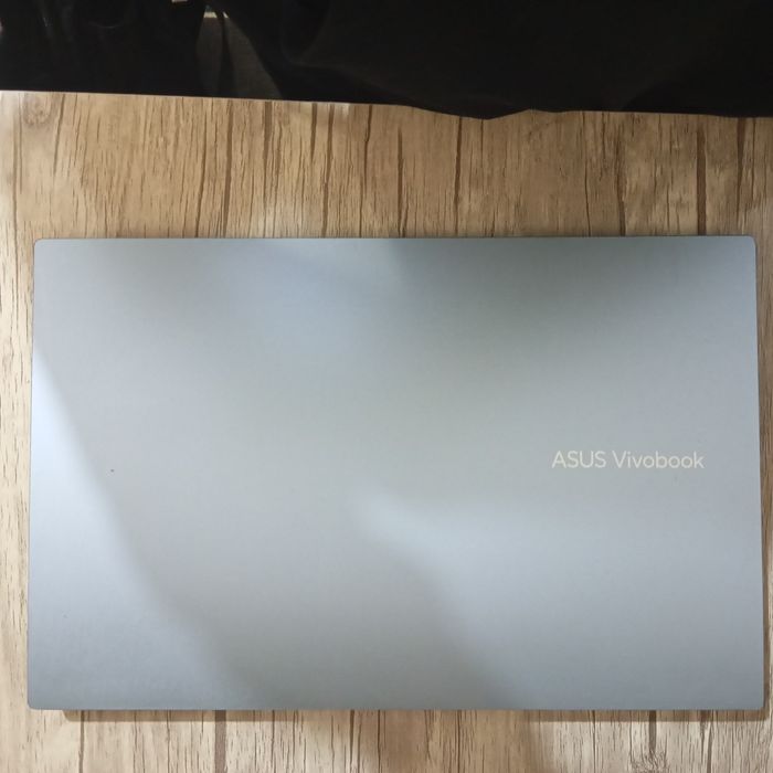 Noutbuk ASUS Vivobook