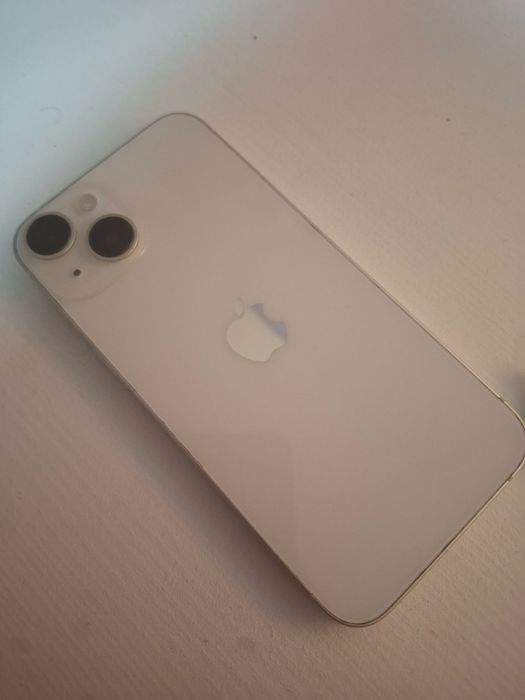 Iphone 14 бял, в отлично състояние