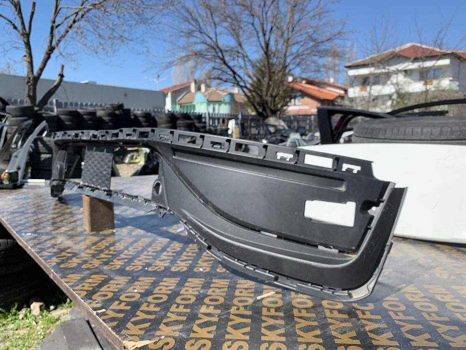 Решетка Ford Mustang Mach-E