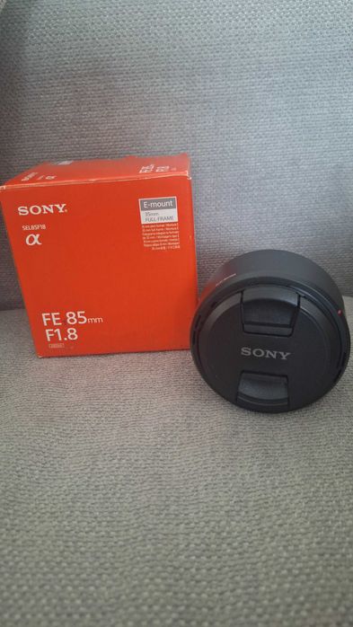 Обектив Sony 85 1.8
