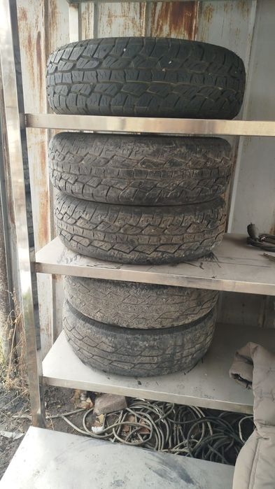 Резина всесезонка 205\70 R15. А/Т.