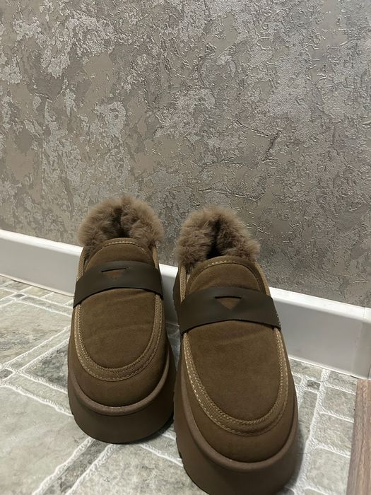 Продам уги новые 38 размер