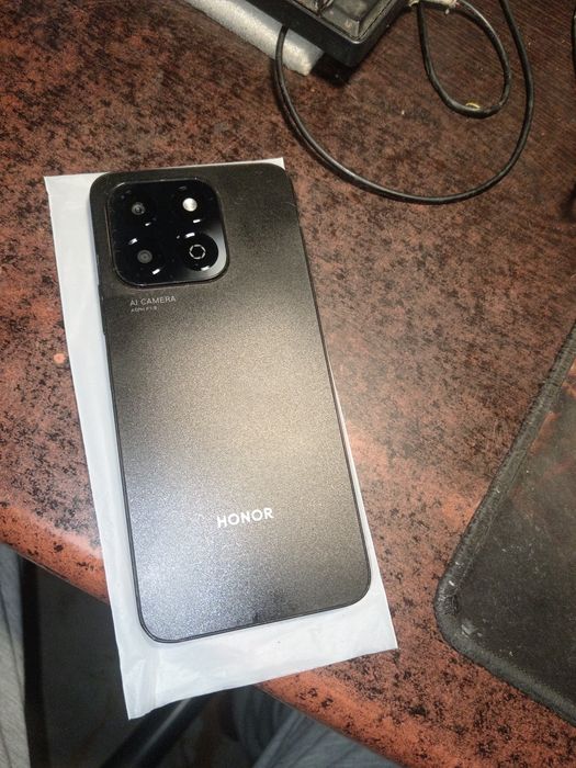 Продам HONOR X6b