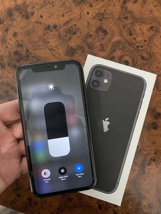 iPhone 11 64GB черный