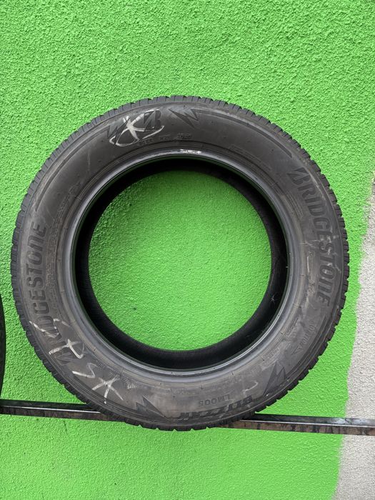 215/60/17 M+S Pirelli Bridgestone Profil rămas 70%