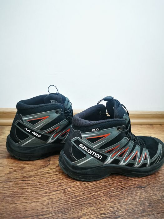 Обувки за планина Salomon XA Pro