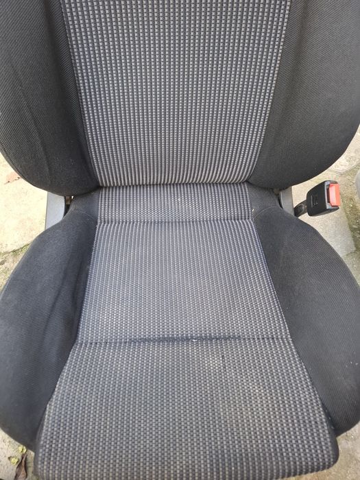 Предни седалки голф 4