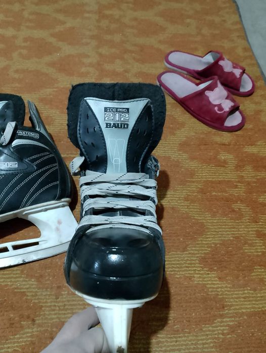 Коньки взрослые  41размер