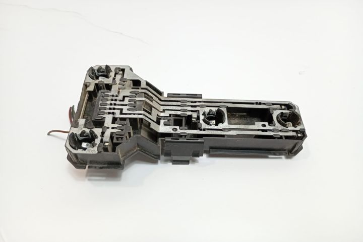 Soclu stop  3B9945257 Volkswagen VW Passat B5.5 (facelift) seria