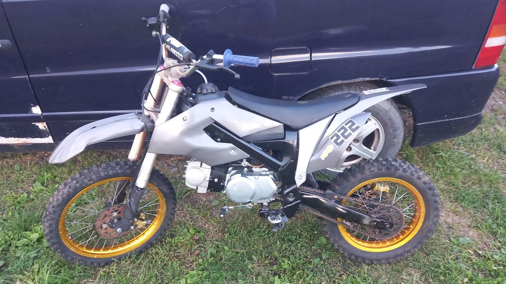 Vand Cross și atv 125 cc