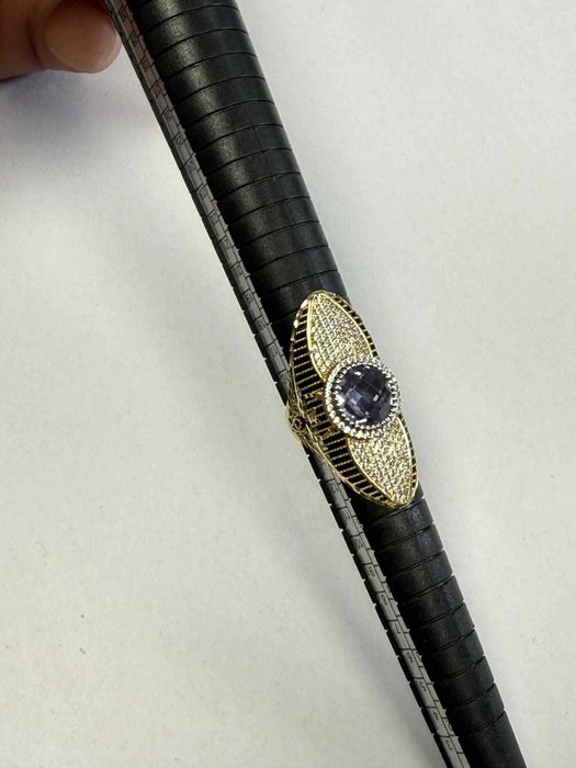 Продавам Златен Дамски Пръстен 14к 585