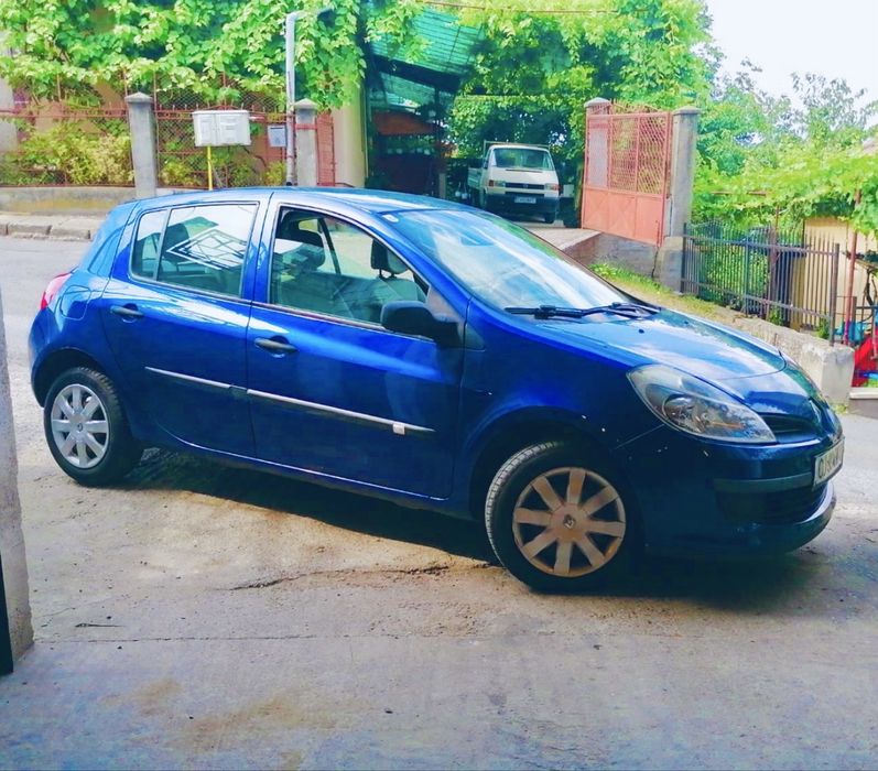 RENAULT Clio