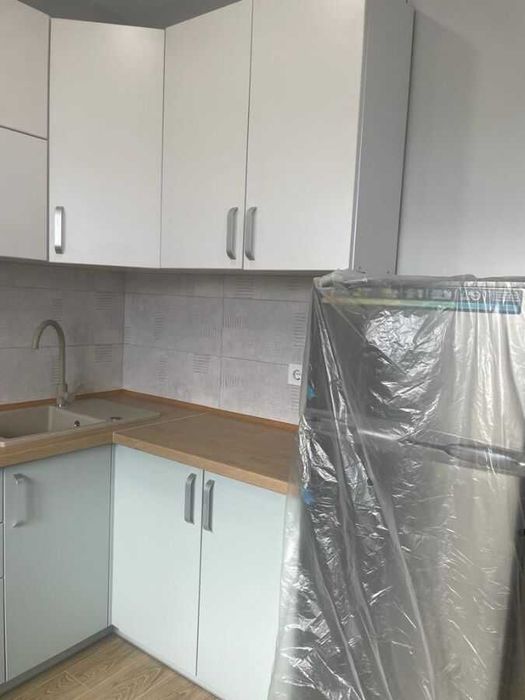 Дава се под наем Двустаен апартамент в София, Толстой - 65 кв.м за 484.5 € - Снимка #2