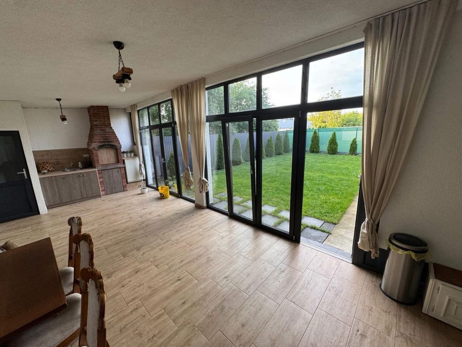 Casă Noua de Vânzare Zona Poligonului