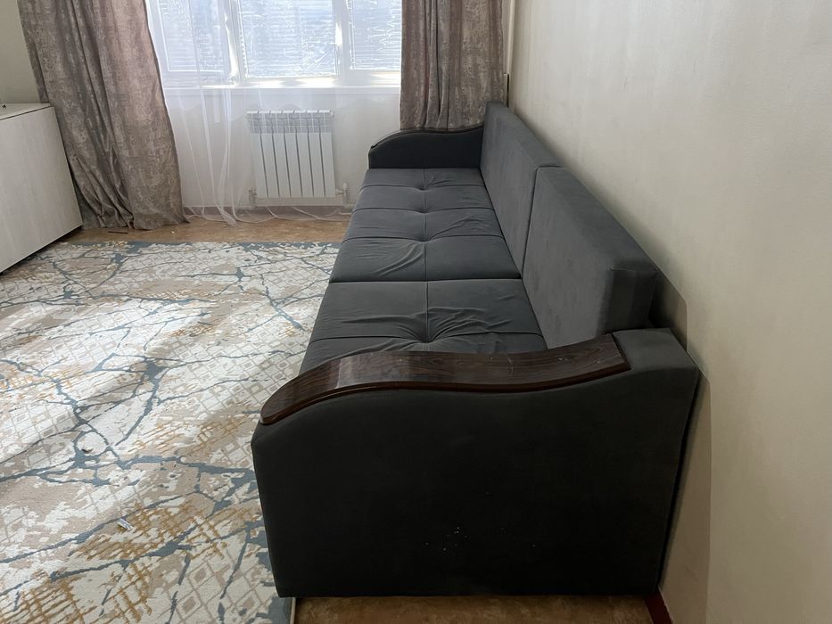 Диван куплен год назад