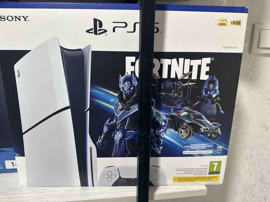 Playstation5 slim 1ТВ дисковод плюс игры на борту 15штук