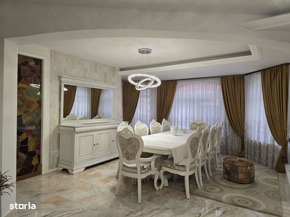 Ocazie!!! Vanzare Vila in Pitesti - P+1E+M - 500 MP | Teren 1400 MP