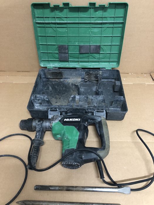 Picamer ciocan rotopercutor Hikoki DH 40MC cu dalti