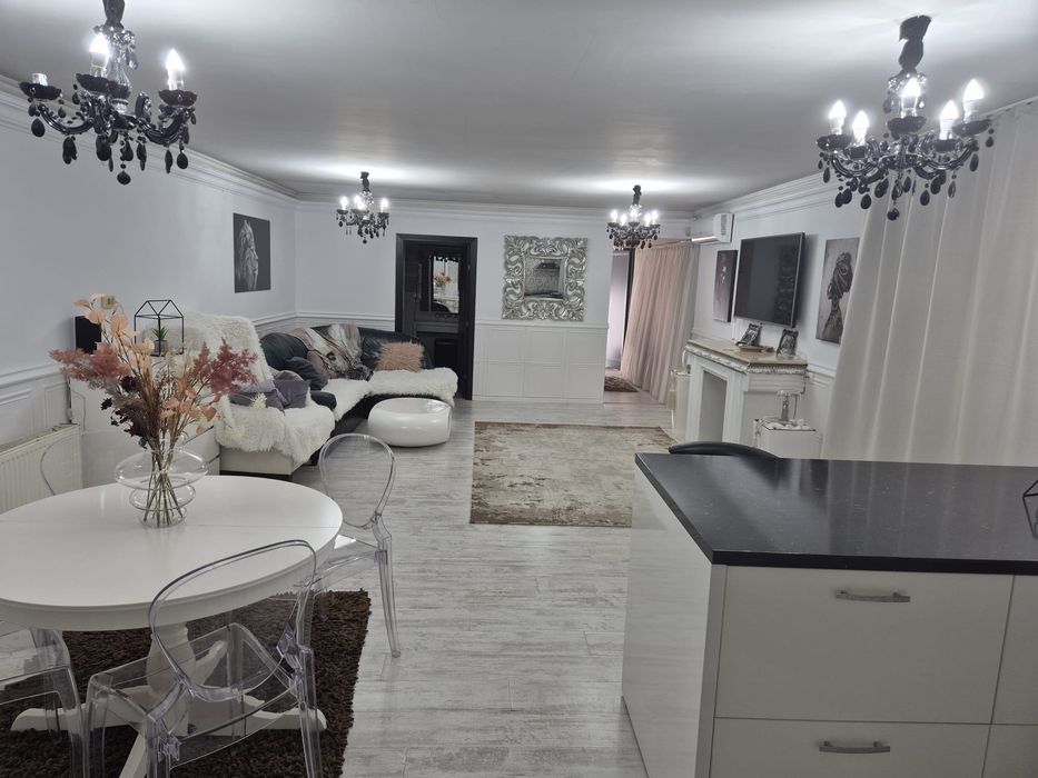 2 camere regim hotelier, 24h/24h, central