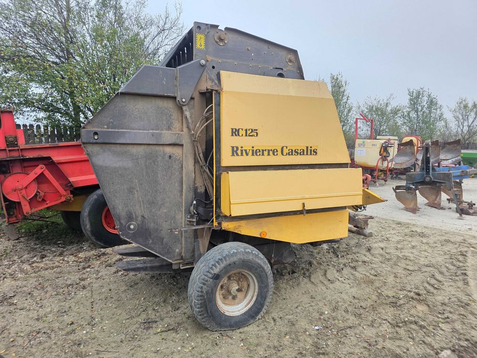 Presă  de balotat rotunda Rivierre Casalis RC125