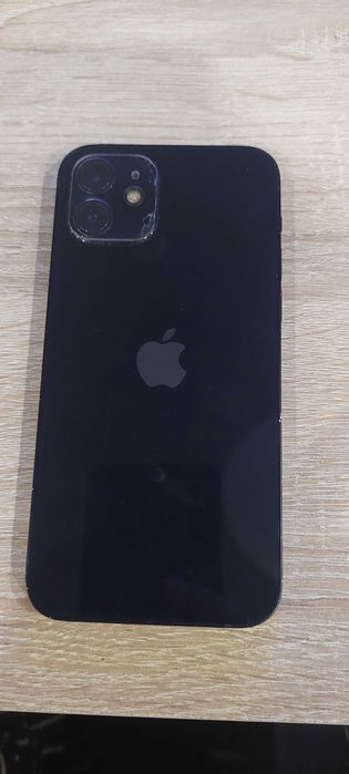 Iphone 12 128GB ROM 82% Battery Health