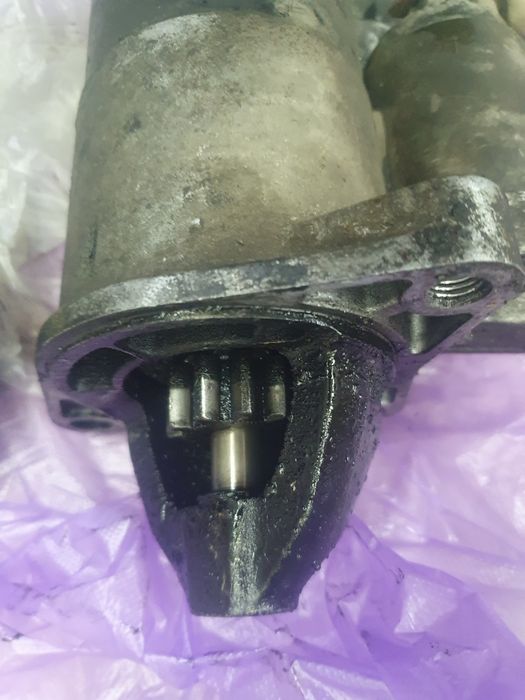 Стартер Mazda Cronos