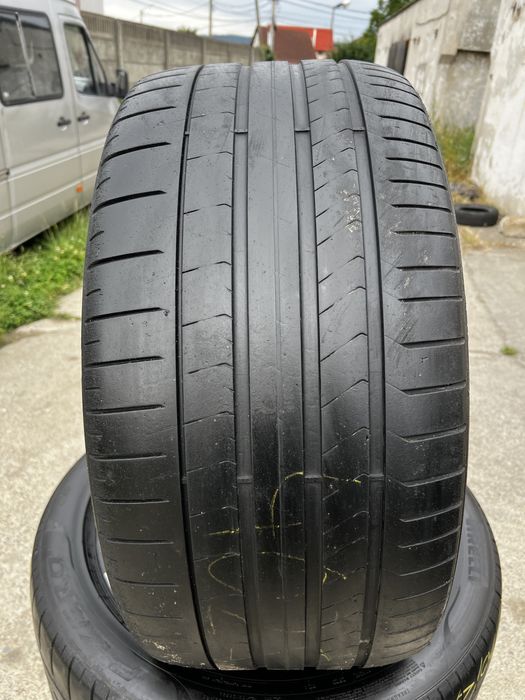 2 anvelope vara 315/40/21 + 275/45/21 , Pirelli !