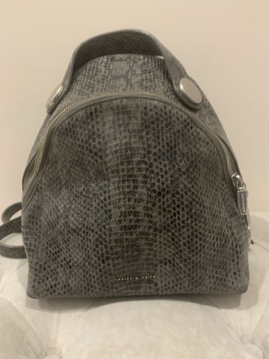 Продам рюкзак стильный