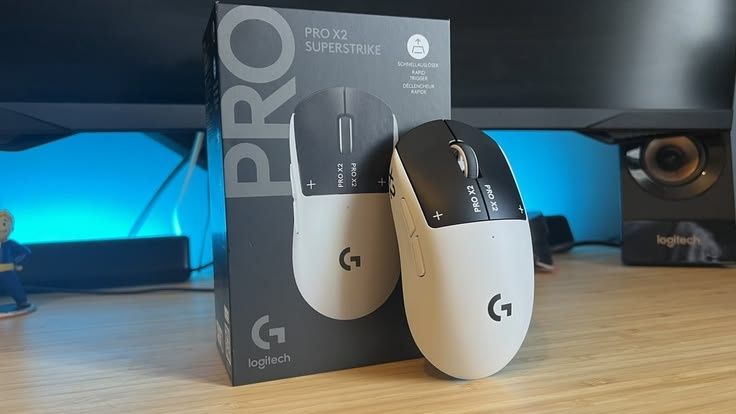 Logitech superstrike