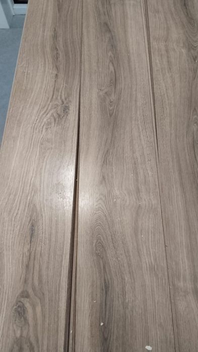 Продам Ламинат в отличном состоянии