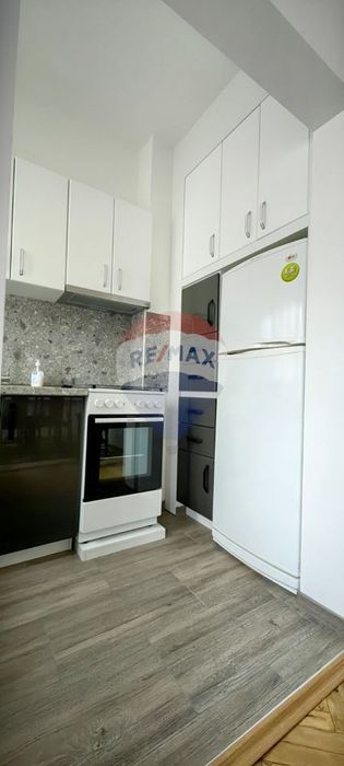 Дава се под наем Четиристаен апартамент в Варна, Чаталджа - 4 кв.м за 800 € - Снимка #1